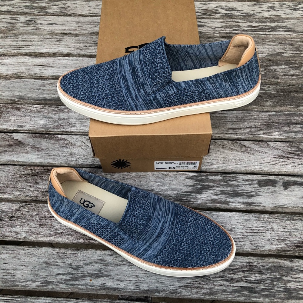 UGG Sammy Slip On Size 8.5